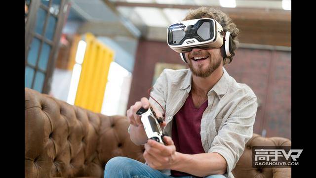 我们有了这套VR装备 能体验所有平台的VR版游戏