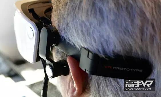 220度超宽视野，松下展示新型VR眼镜