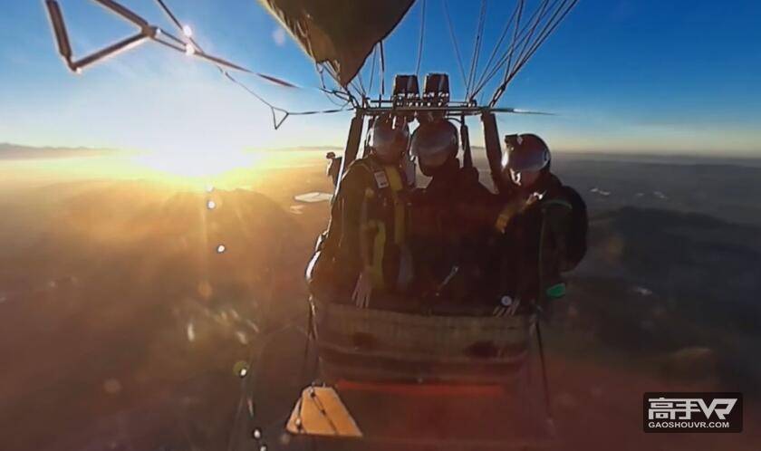 惊险刺激：热气球上的飞行全景视频